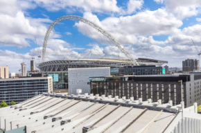 Modern, Stylish, Canalside PENTHOUSE Apartment Next to Wembley Stadium!
